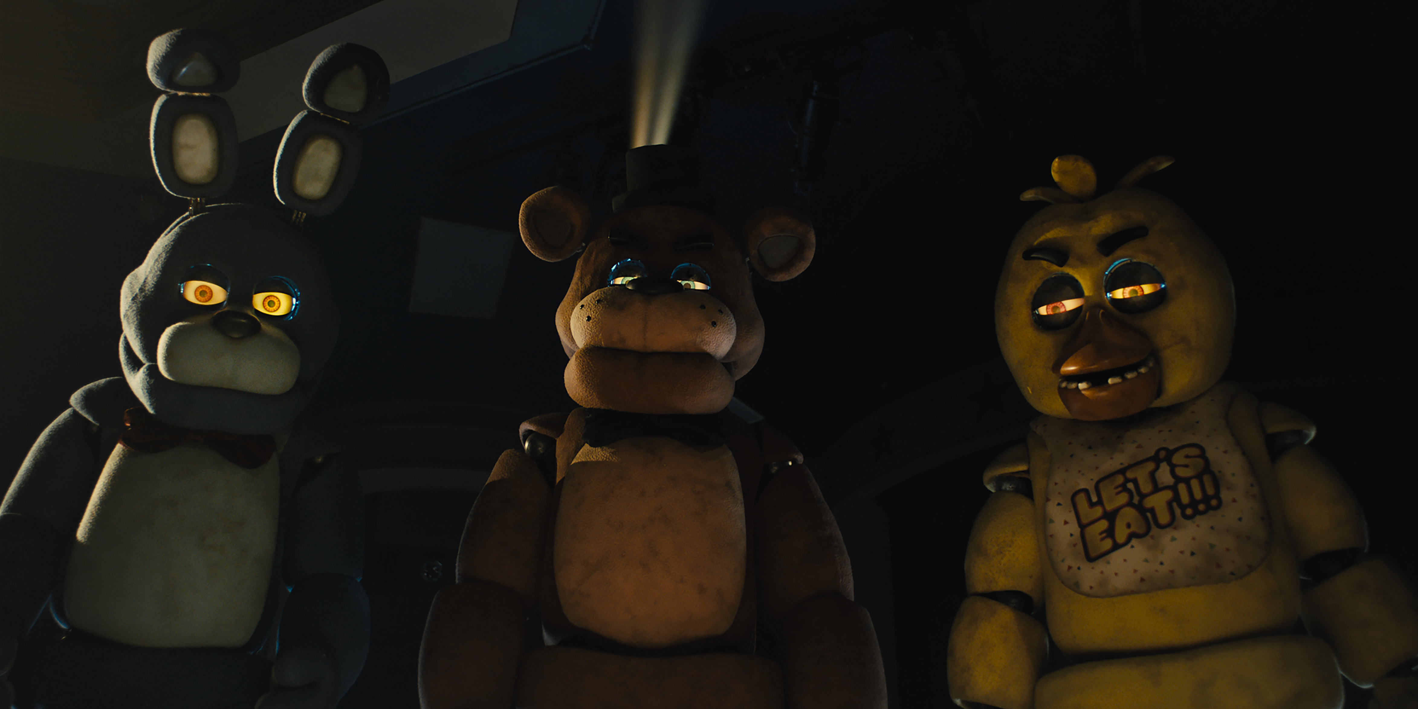 Ok but why does nobody talk about how huge withered freddy looks in the  hallway? : r/fivenightsatfreddys